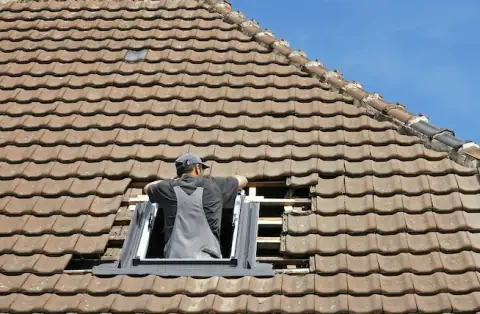 Pose de velux au Landreau